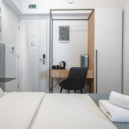 Kriel Suites By Liv Homes Atény Exteriér fotografie