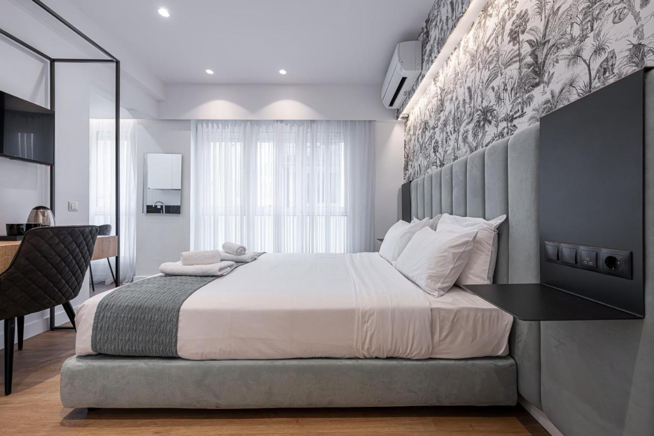 Kriel Suites By Liv Homes Atény Exteriér fotografie