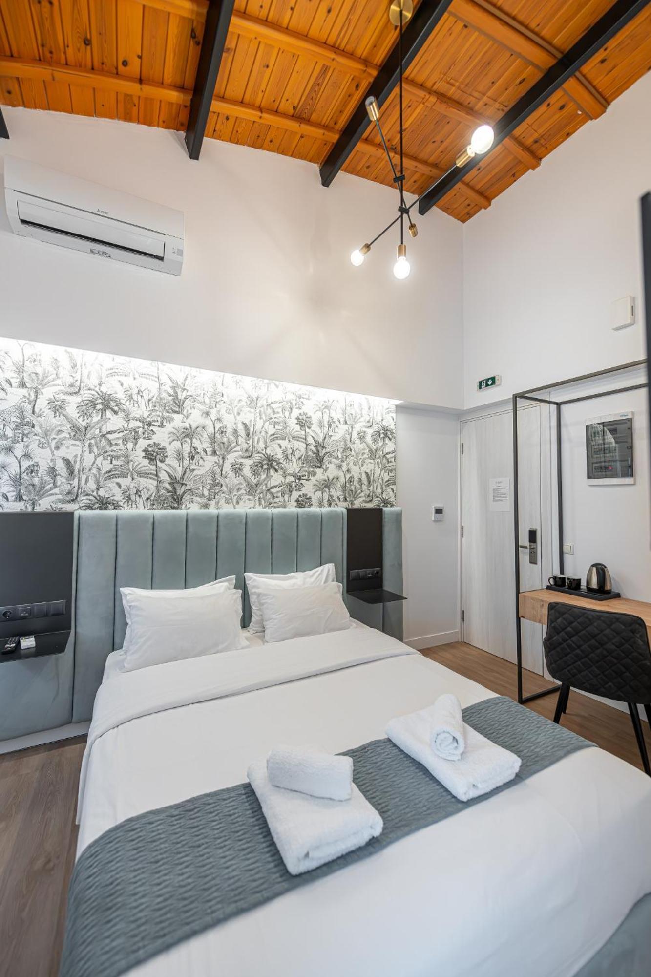 Kriel Suites By Liv Homes Atény Exteriér fotografie