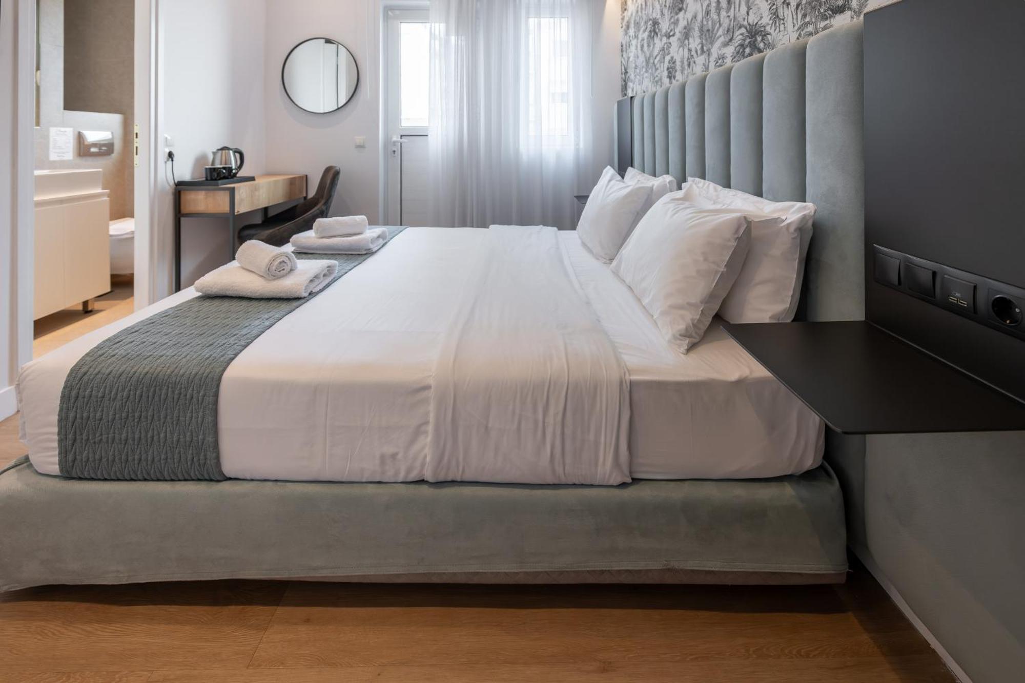 Kriel Suites By Liv Homes Atény Exteriér fotografie